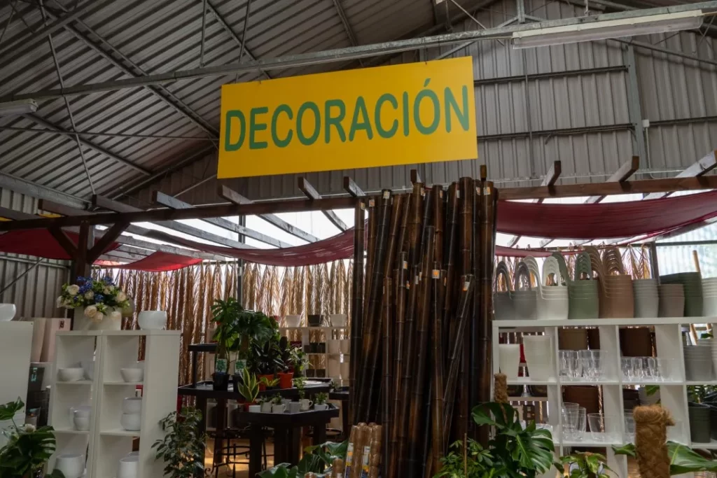 [ARTÍCULOS DE REGALO Y DECORACIÓN]