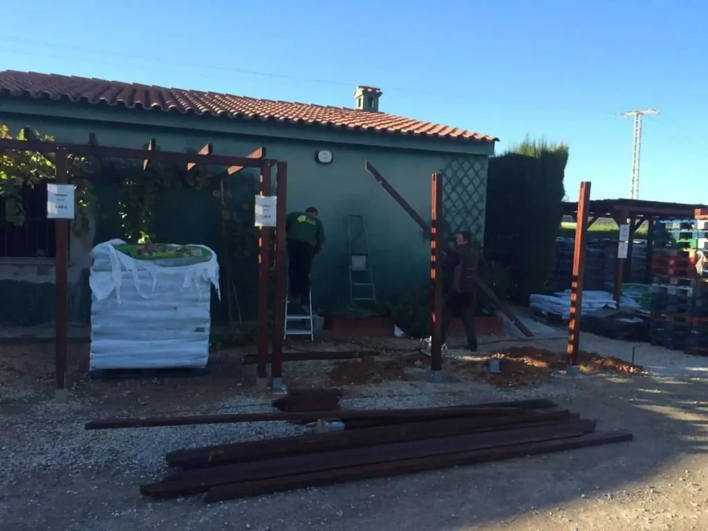[INSTALACIÓN DE PÉRGOLAS]