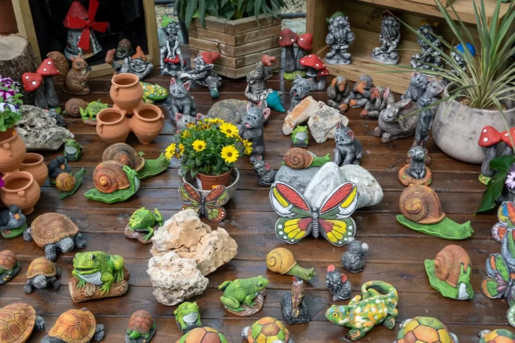 [ARTÍCULOS DE REGALO Y DECORACIÓN]