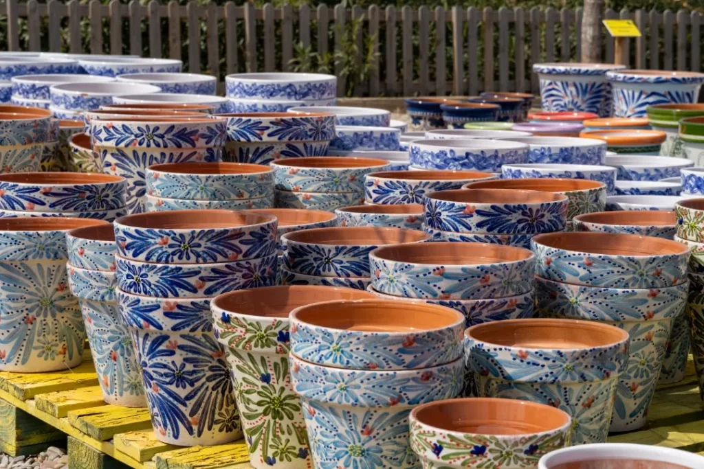 [MACETAS Y CONTENEDORES]